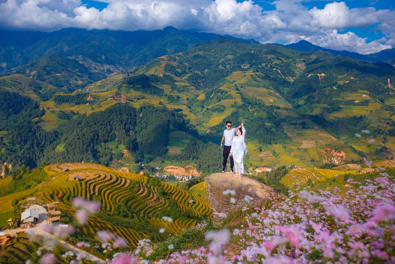 Sapa & Mu Cang Chai: Terraced Rice Fields & Ethnic Cultures Ultimate Travel Guide: Major Tourist Attractions in Vietnam