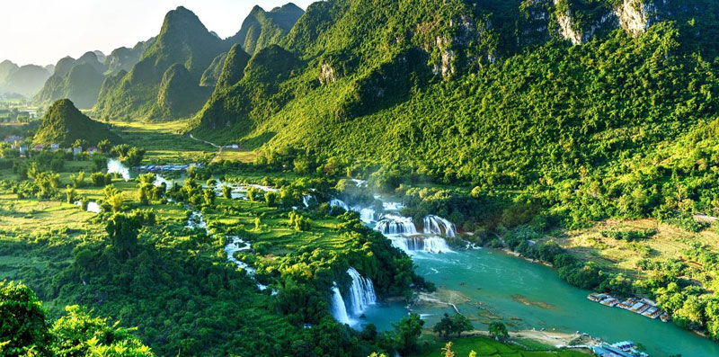 1. Northern Vietnam: History & Epic Landscapes Ultimate Guide to the Best Travel Tour in Vietnam